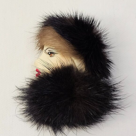 Vintage Porcelain Woman Face Brooch Unmarked Silhouette Pin #2 - Picture 1 of 9